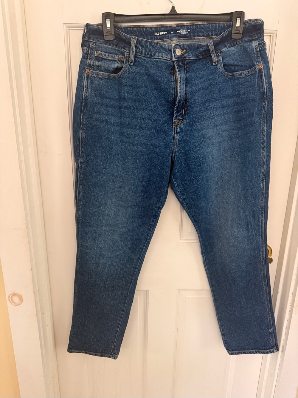 Old Navy Blue Cropped Women's Jeans - Tapered Ankle